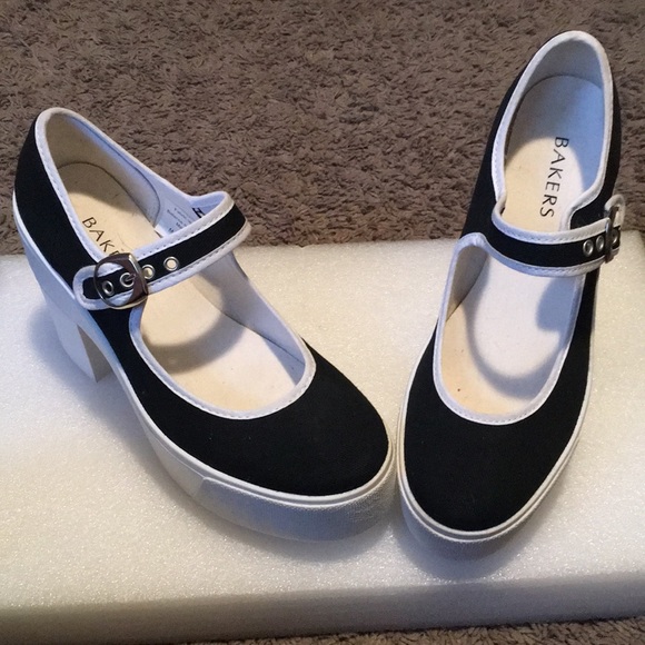 Bakers Shoes - Women Bakers Canvas Strap Heels